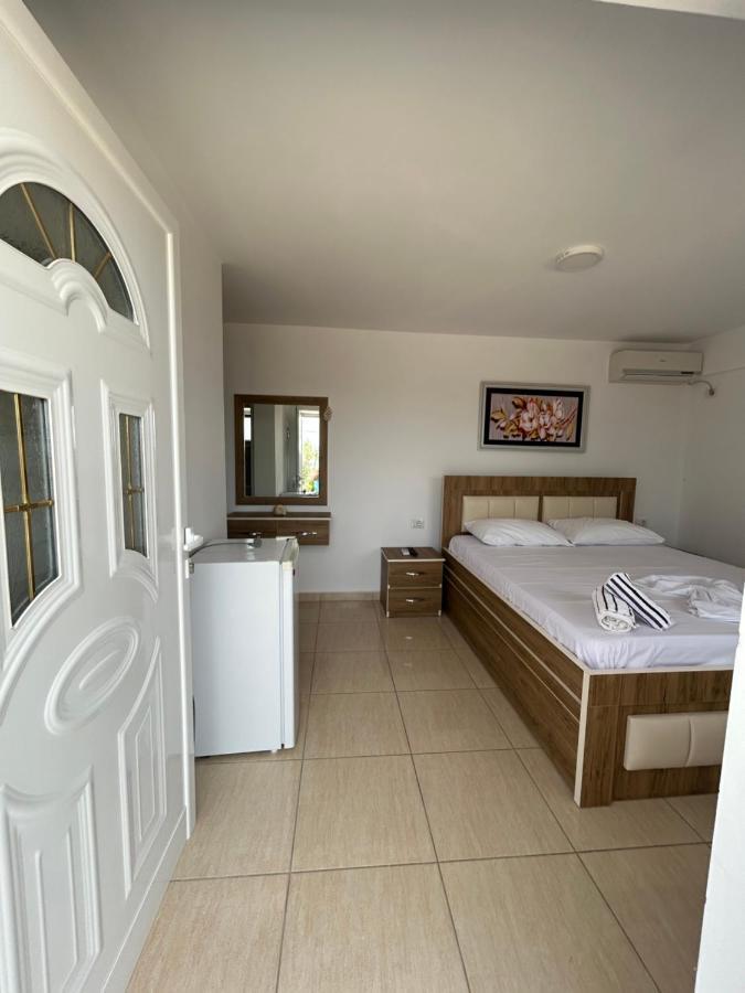 Eri Rooms Sarandë Exterior foto